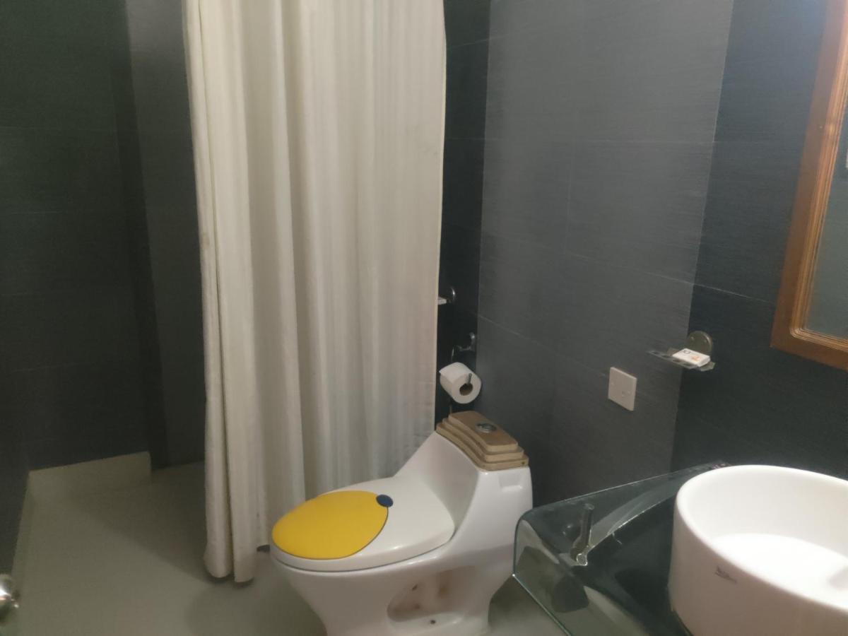 Hotel Fort View Tikamgarh Bagian luar foto