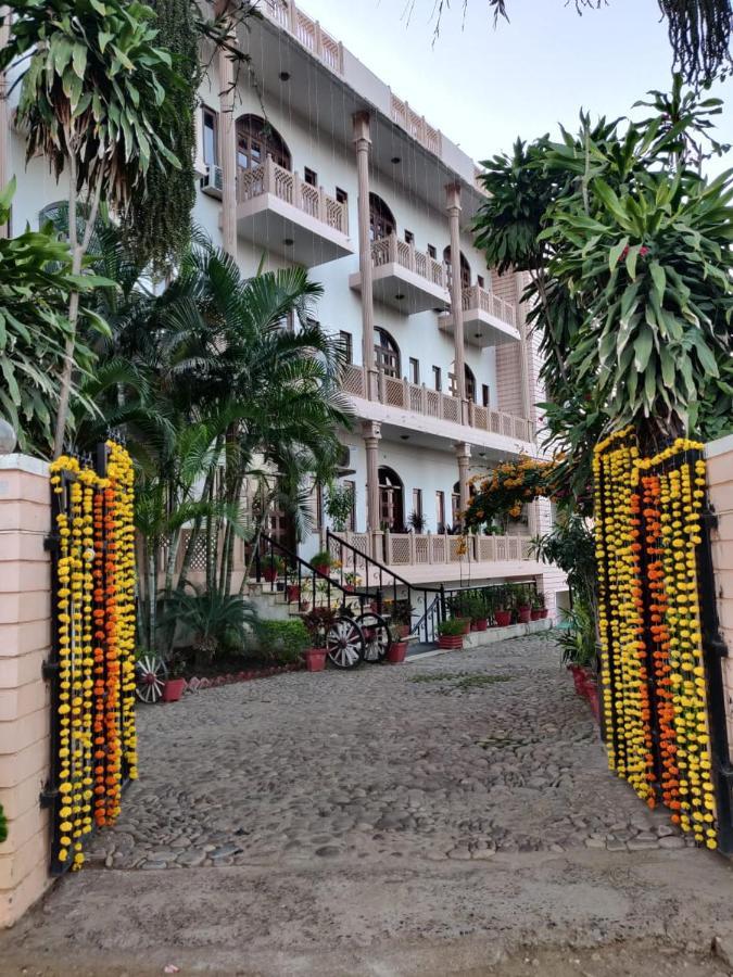 Hotel Fort View Tikamgarh Bagian luar foto