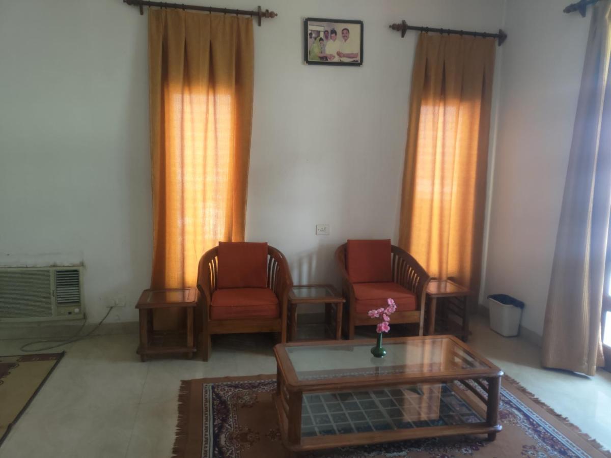 Hotel Fort View Tikamgarh Bagian luar foto