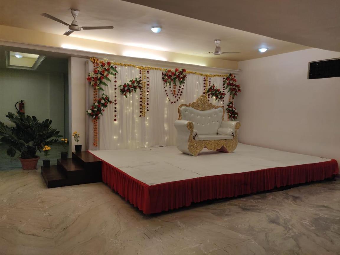 Hotel Fort View Tikamgarh Bagian luar foto